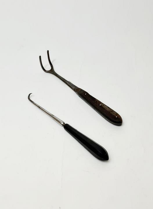 Ebony Handled Retractor (priced individually)