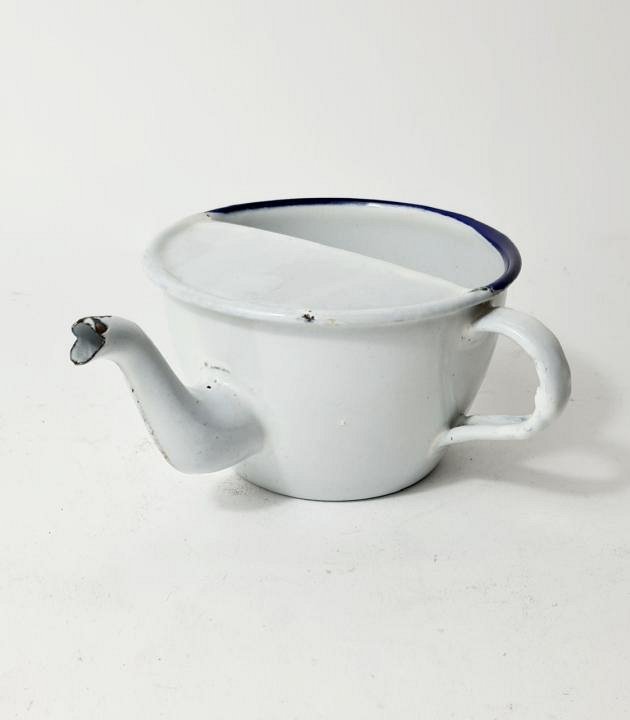 Enamel Feeding Cup