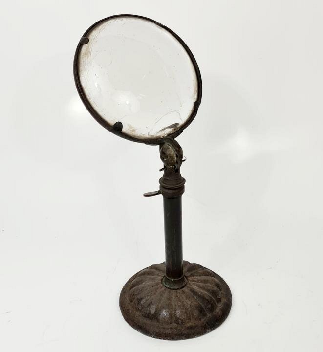 Magnifying Glass With Cast Iron Base