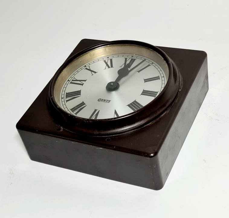 Bakelite Cased Clock