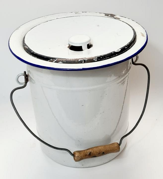 Enamelled Slop Bucket With Strainer