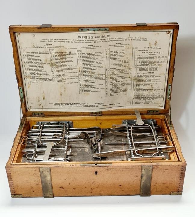 Surgeon’s Set