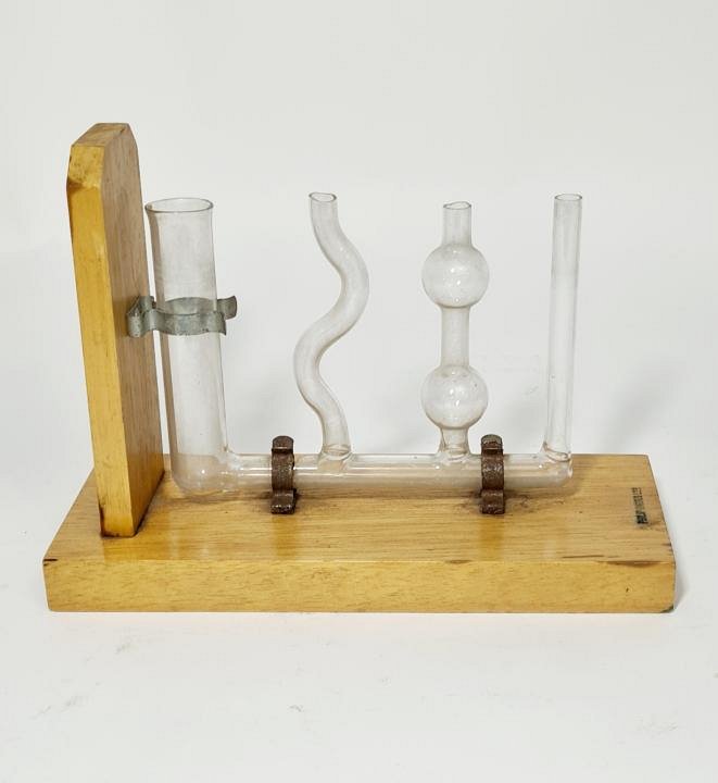 Glass Tube Apparatus