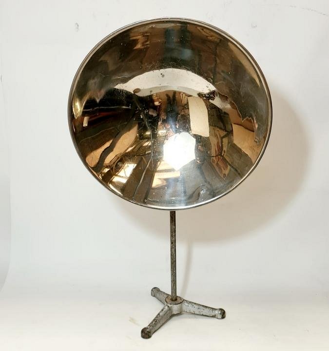 Parabolic Reflector On Tripod Stand
