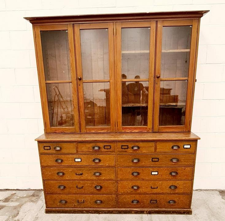 Large Oak Cabinet