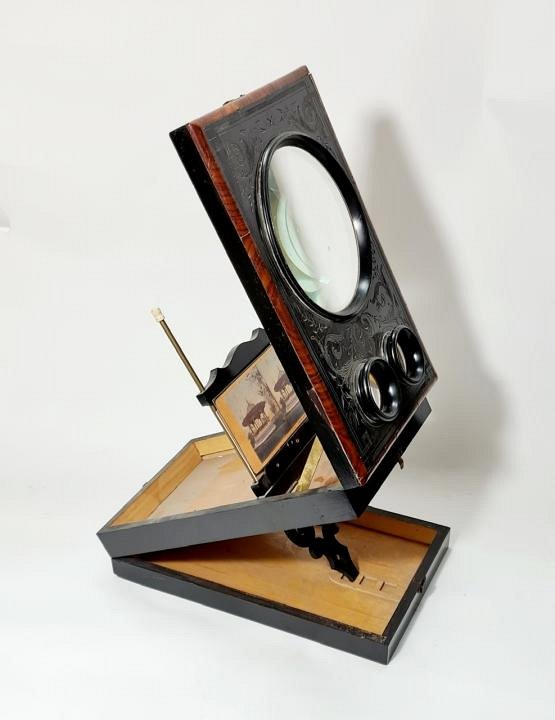 Ebony Stereo Viewer