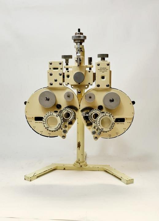 Large Optometer