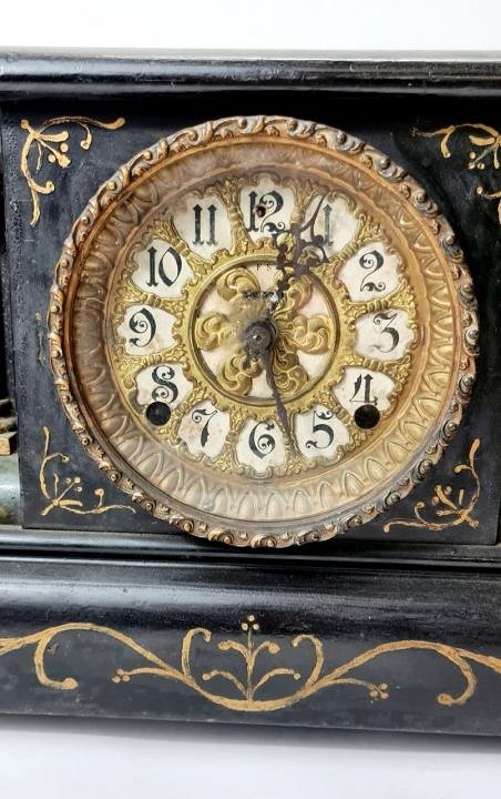 Antique Mantle Clock