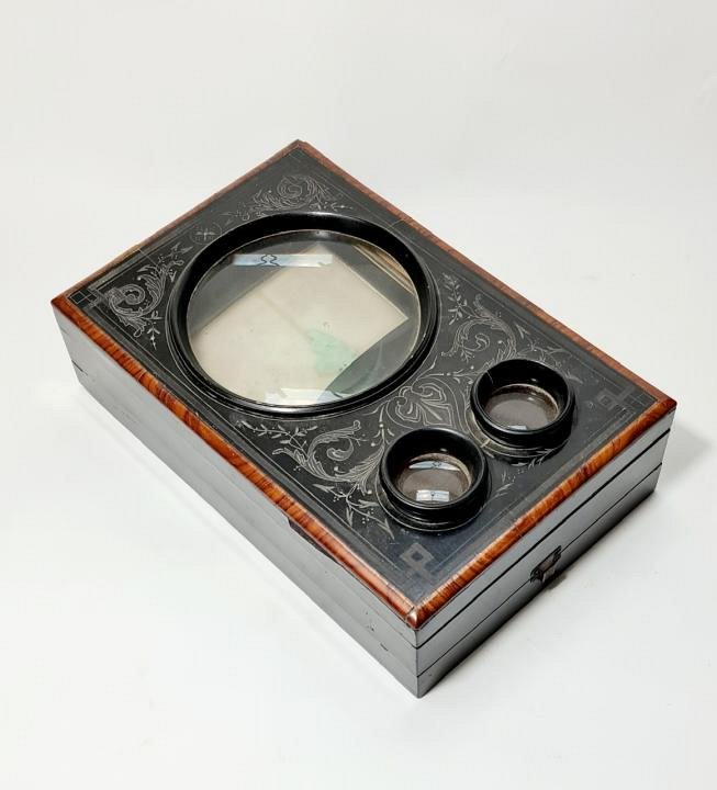 Ebony Stereo Viewer