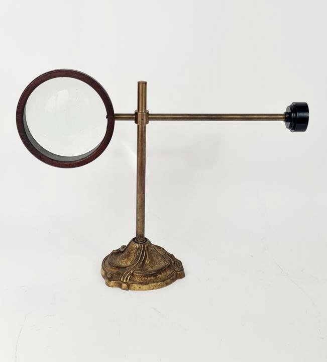 Magnifier on Art Nouveau Base