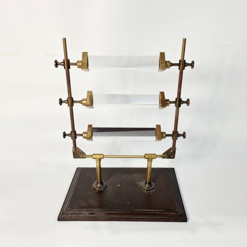 Triple Prism Apparatus