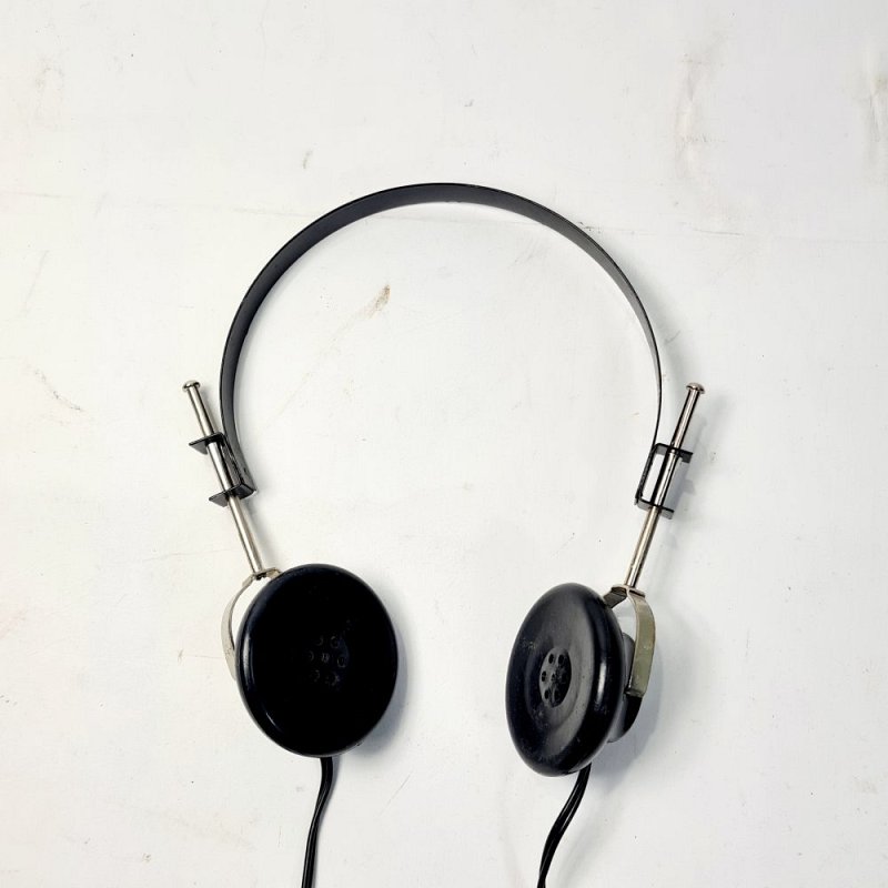 Period Headphones / Headset
