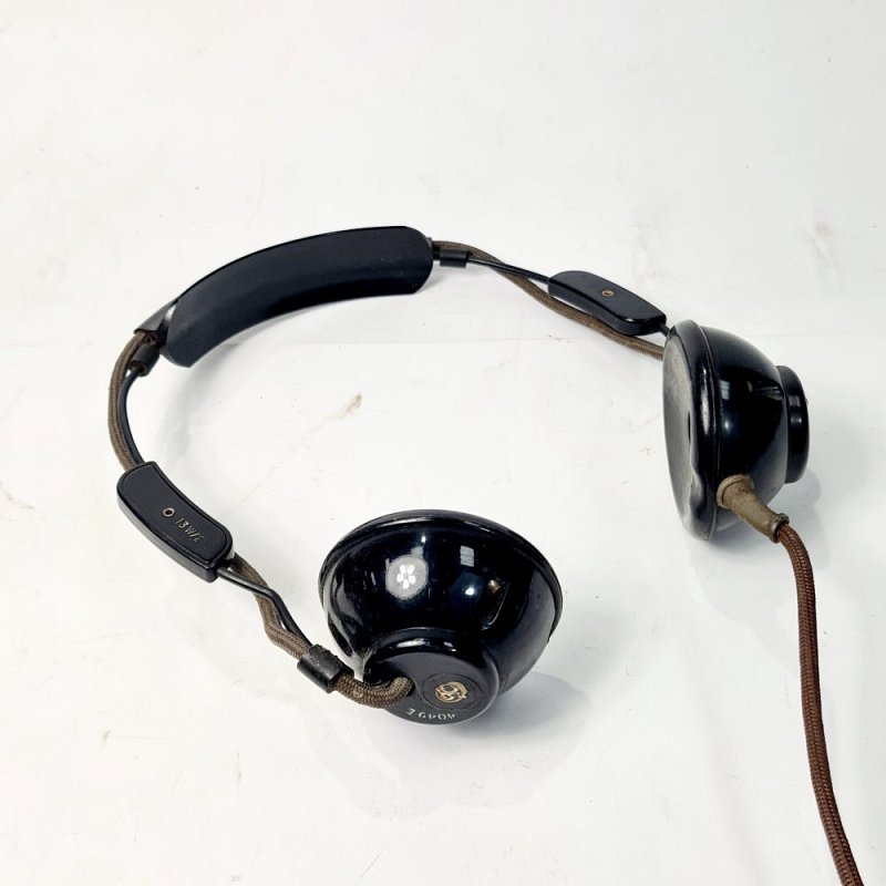 Period Headphones / Headset