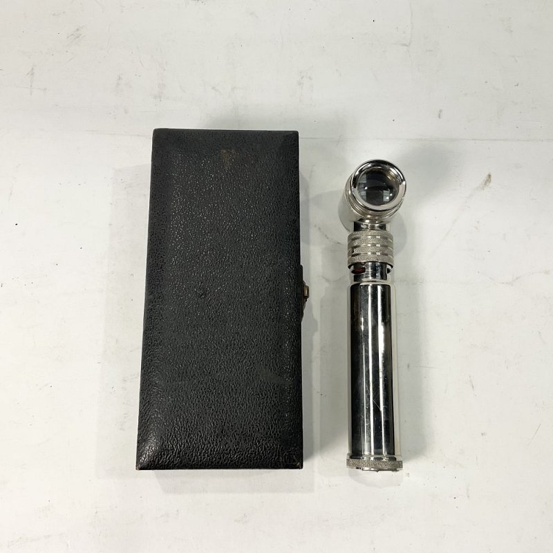 Doctors Torch (cased)