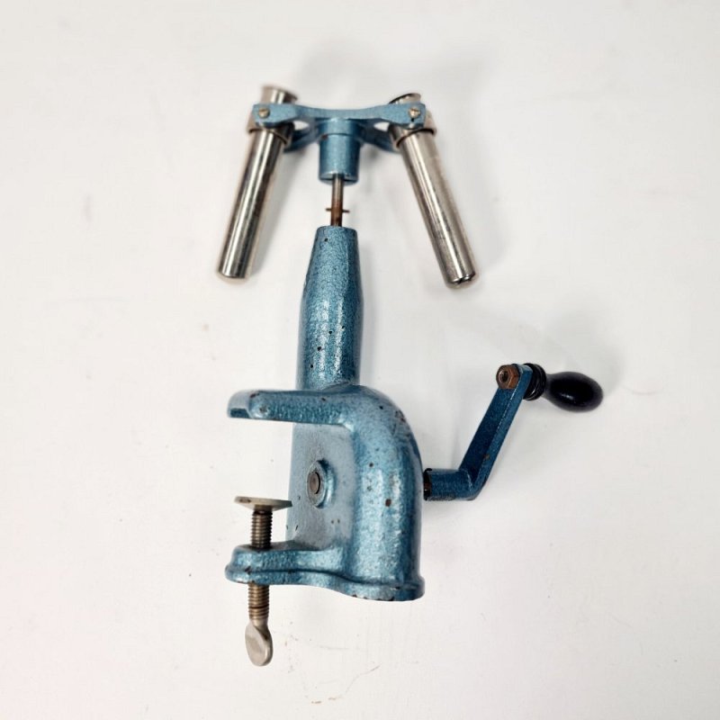 Manual Centriguge With Desk Clamp