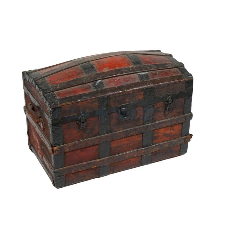 Sea-chest / trunk / treasure-chest