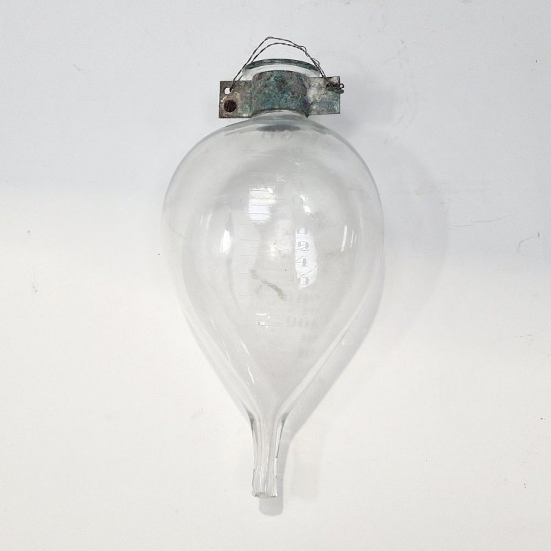 Period Glass Infusion Reservoir