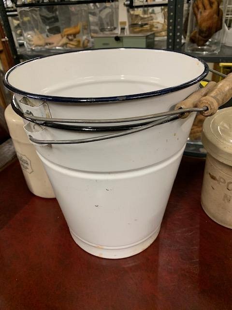 Enamel Bucket