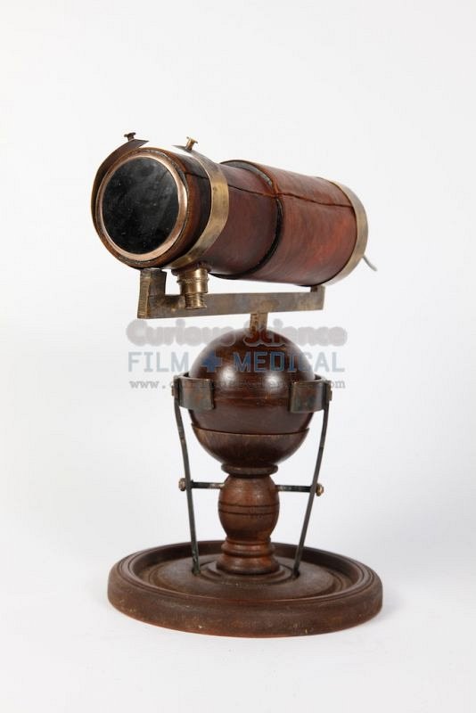 Newton's Telescope