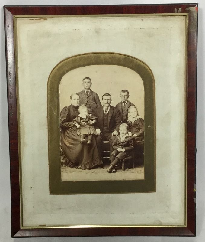 Victorian family photograph