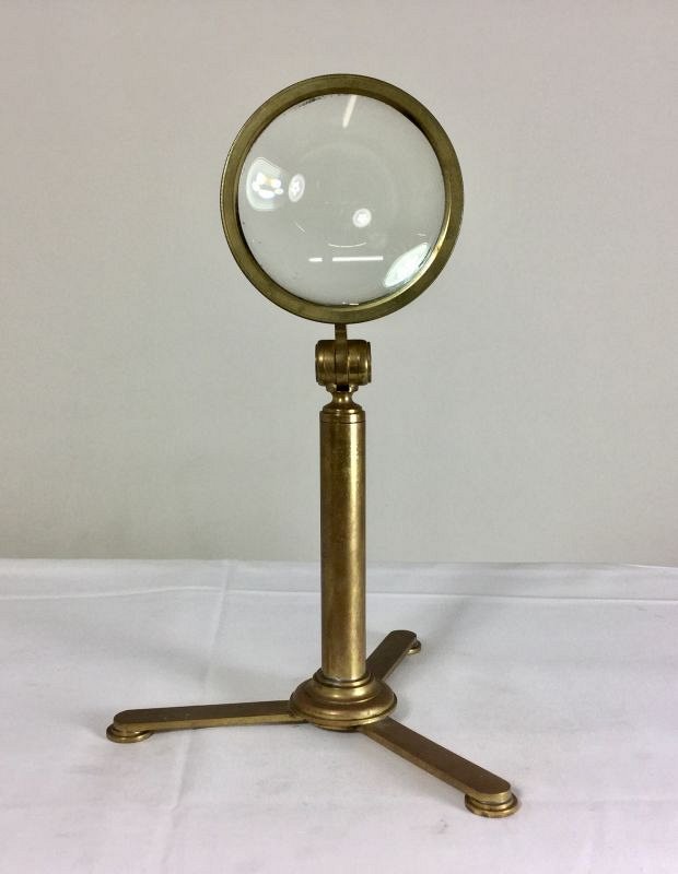 Magnifying glass