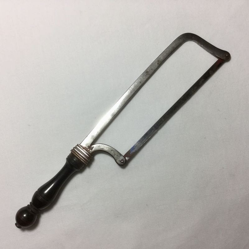 Small amputation saw