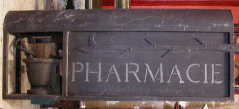 Pharmacy sign French