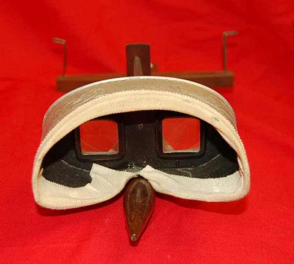 Holmes Type Stereo Viewer